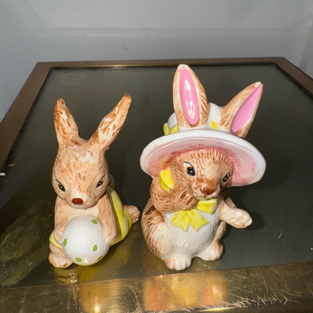 Pair of Vintage Lefton Ceramic Bunny Rabbit Figurines